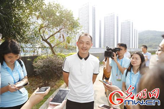 ���r�����Ҹ�������߅������ʮ������׃�w�������E֮�ǡ�̎̎չ�F(xi��n)�ĸ(chu��ng)������